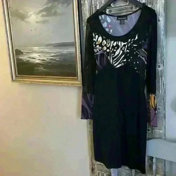 Gorgeous Frank Lyman dress  size 4 sheer arm‎ - Picture 3 of 4